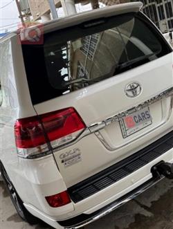 تويوتا لاندكروزر